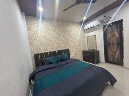 Aangan Guest House