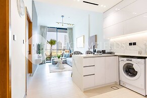 Bloomfields Modern 1Br Binghatti ONYX