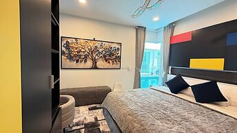De Flourishing Hill Escape, Cha Am