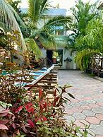 CEZERE THE PALM HOTEL