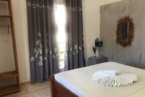 CEZERE THE PALM HOTEL