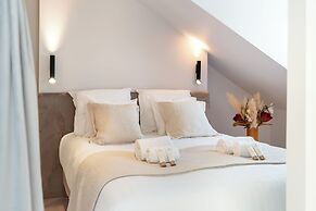 1537 Bourg Tibourg