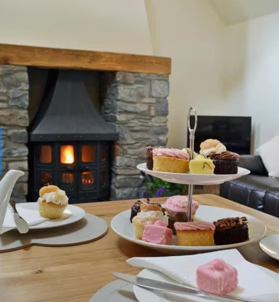 Grofftau Cottage - Sleeps 4 & Free Parking