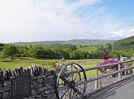 Grofftau Cottage - Sleeps 4 & Free Parking