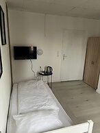 Art Rock Airport Hotel