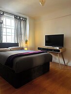 Marble Arch Chic Apartment With Air Conditioner