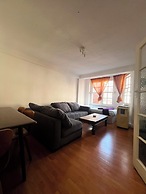 Marble Arch Chic Apartment With Air Conditioner