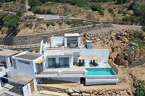 Pyrgos Exclusive Villas