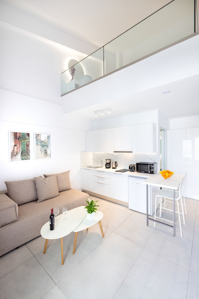 Creta Sun apartments