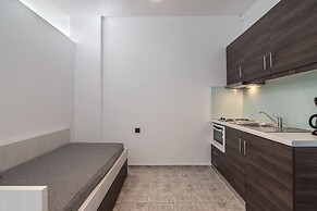 Mythos apartments