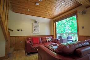 Lodge 68 - Fern Gully
