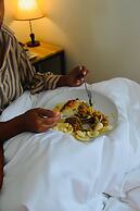 Mama Komodo Bed & Breakfast