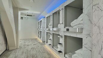 Capsule Hostel Beppu Tower