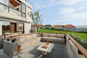 Uma Santai Villa Canggu by Nakula