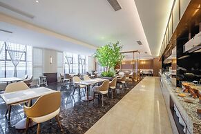 Mai Xinge International Hotel