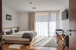 Pirin Sense Apartment Complex