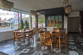 Attara Hostel Senggigi
