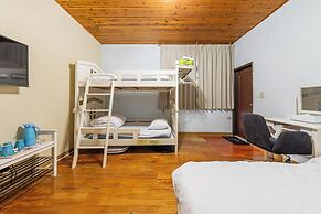 Hill Side B&B