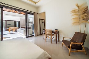 Calmaan Villa By Betterplace