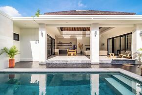 Calmaan Villa By Betterplace