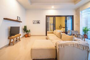 Calmaan Villa By Betterplace