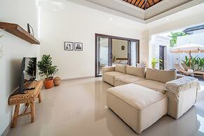 Calmaan Villa By Betterplace