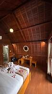 Sayong Wooden House