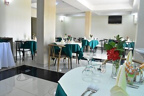 SILVER UMUBANO LIGHT RESIDENCE