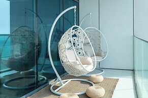 KeyRock - Sea View Beachfront Penthouse