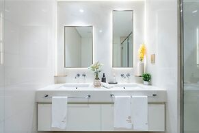 KeyRock - Sea View Beachfront Penthouse