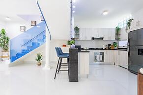 Drake Villa 5