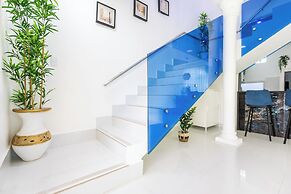 Drake Villa 5