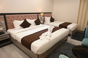 Hotel Kashi Crown