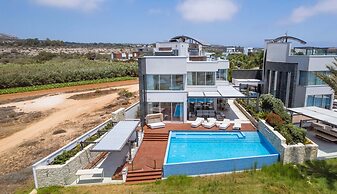 Vivo Mare Panorama Beachfront Villa