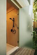 Luxury Jungle Retreat Sleeps 10 Rooftop Pool