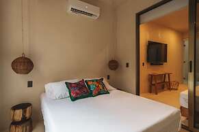 Luxury Jungle Retreat Sleeps 10 Rooftop Pool