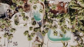 Luxury Jungle Retreat Sleeps 10 Rooftop Pool