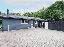 6 Person Holiday Home in Thyholm