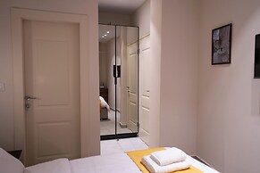 Roots Boutique Hotel