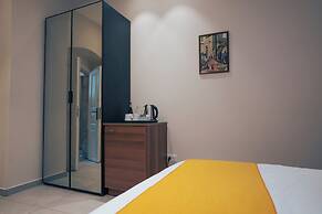 Roots Boutique Hotel