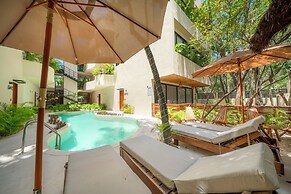 Apartment with Private Pool in Tulum