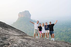 Funk Bunks - Sigiriya