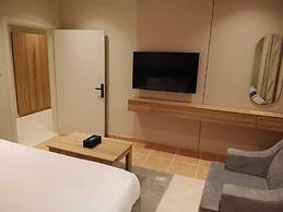 Rama Dubai Serviced Apartments 4
