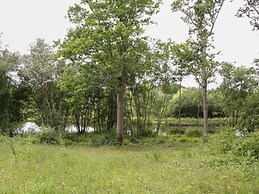 Lakeside Lodge