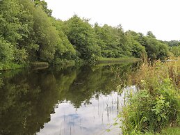 Lakeside Lodge