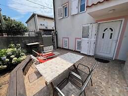 Apartment Rosa 2