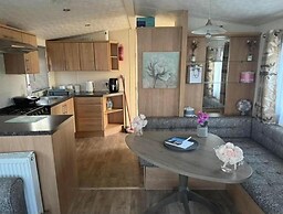 St Osyth Beach 3-bed Caravan, Sleeps 8, Parking