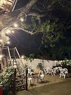Cozy Stop Inn