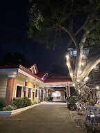 Cozy Stop Inn