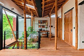 Kawa Bamboo Retreat